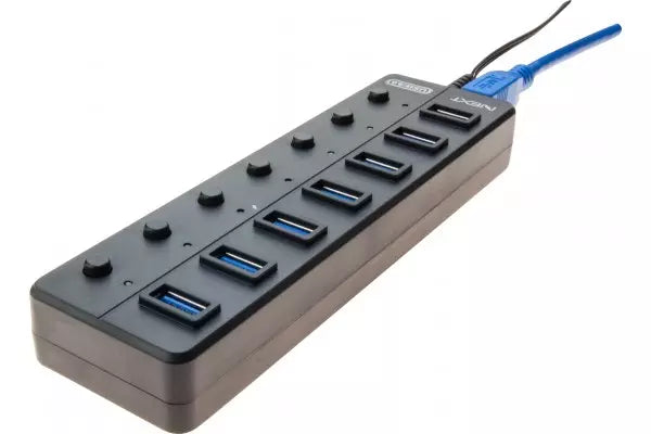 HUB 7 PORTS USB.0 AVEC INTERRPTEURS ET ALIMENTATION *021311*640064